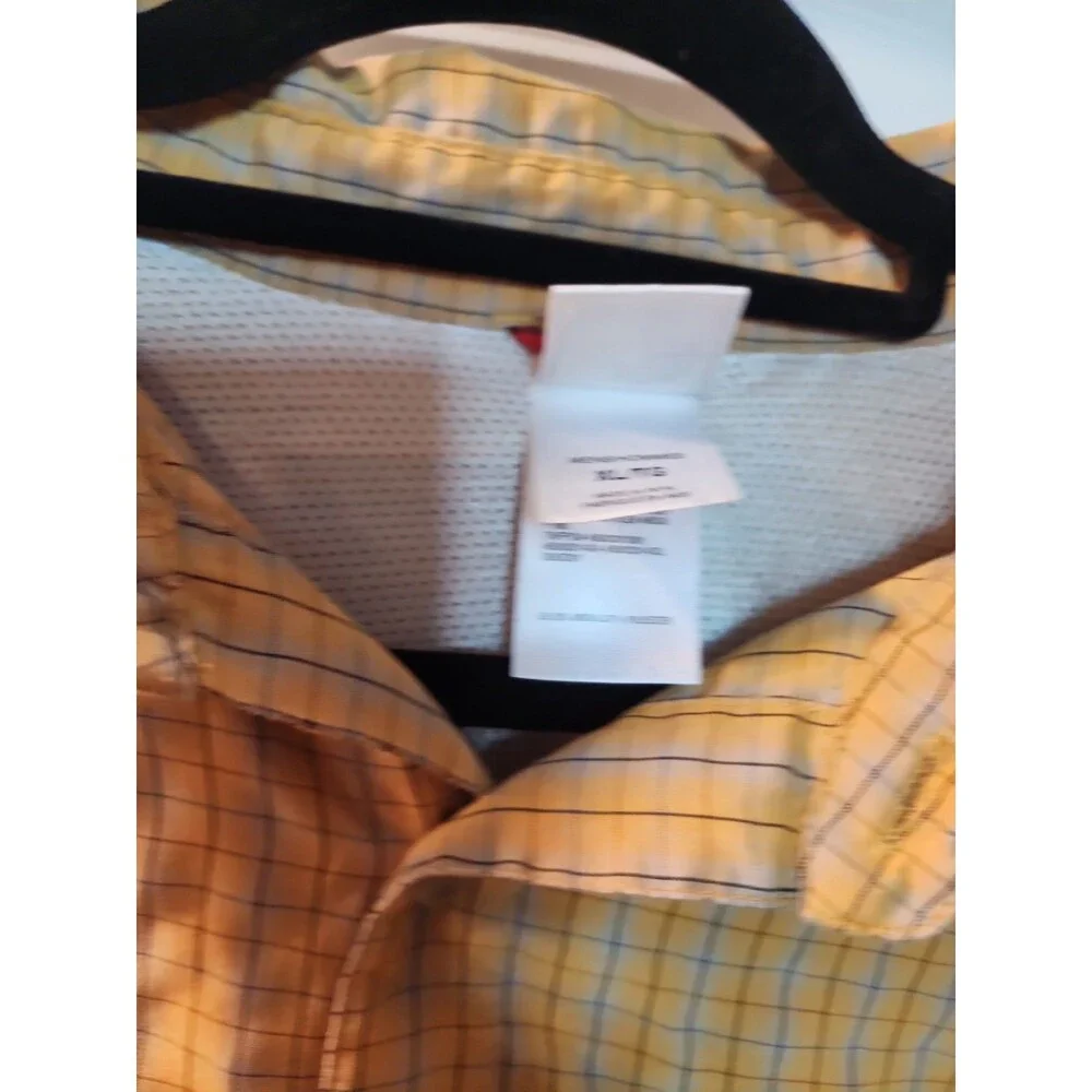 The North Face Men XL Breathable Orange Plaid Check Short Sleeve  Zip Pocket
